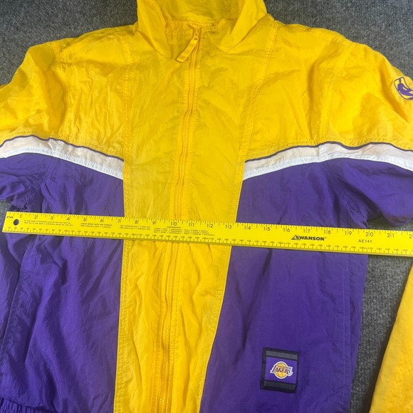 Los Angeles Lakers Windbreaker Jacket Mens Small Yellow Nike Basketball Team NBA - Picture 6 of 14